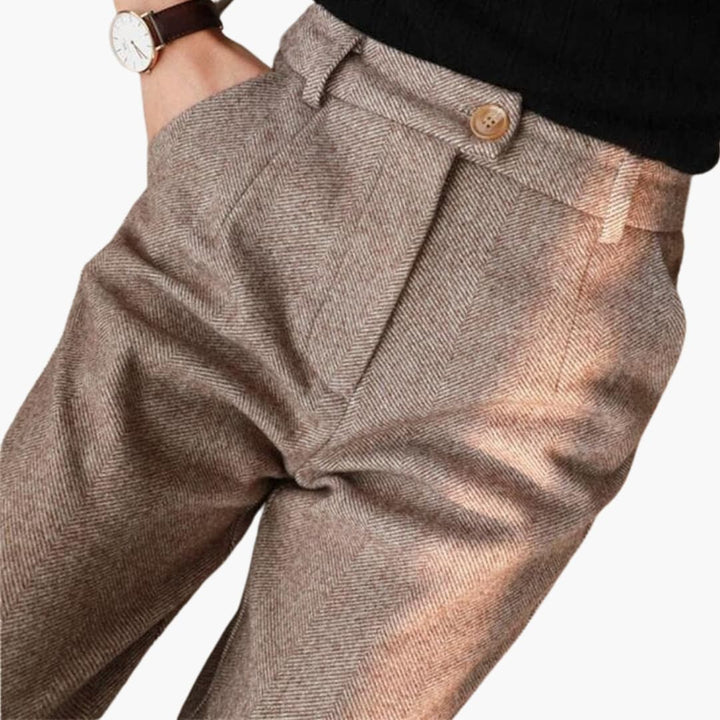 Sibyl | Tailored Straight Leg Trousers with Pockets