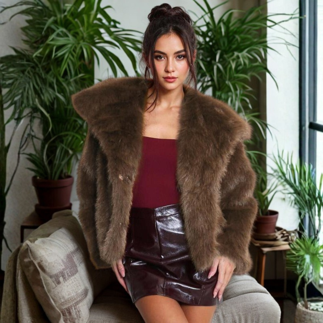 Corrine | Fuzzy Collar Coat