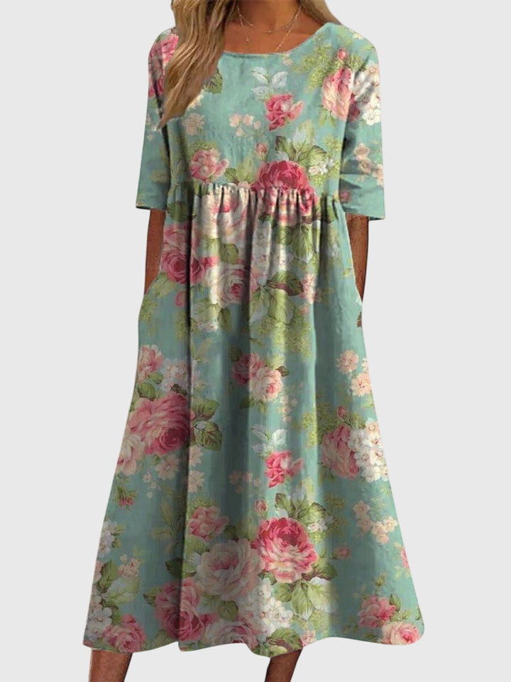 Dalia | Flattering Dress