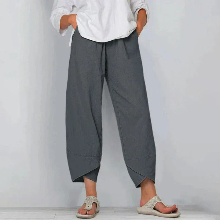 Gilly | Chic Pleated Summer Pants with Pockets