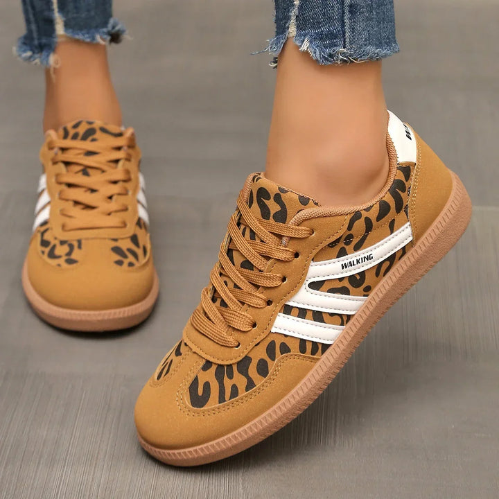 Reese | Retro Stripe Sneaker