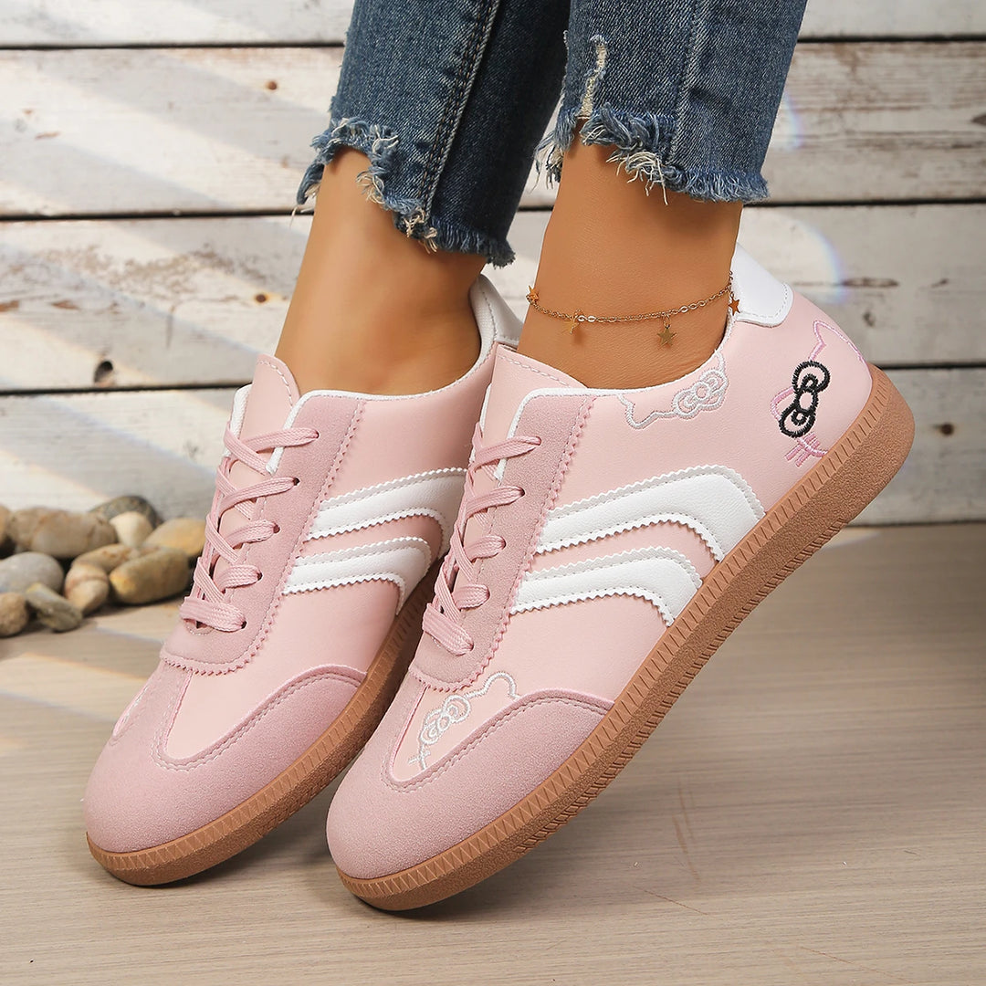 Vada | Embroidered Training Sneaker
