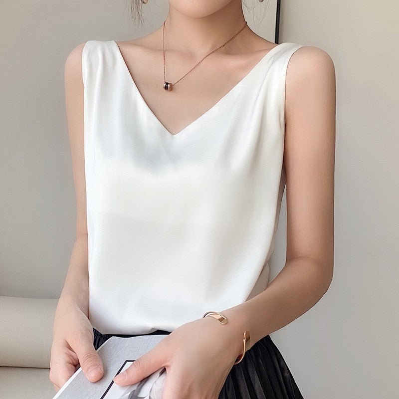 Zola | Minimalist V-Neck Tank