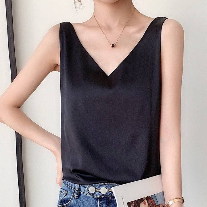 Zola | Minimalist V-Neck Tank