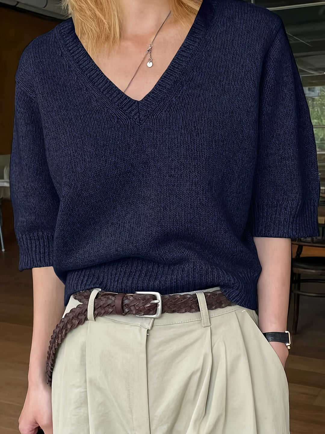 Elle | V-Neck Short-Sleeve Knit