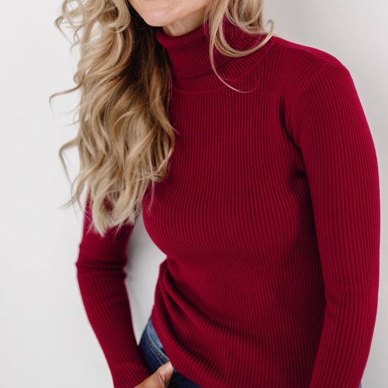 Vinnie | Ribbed Turtleneck Knit Top