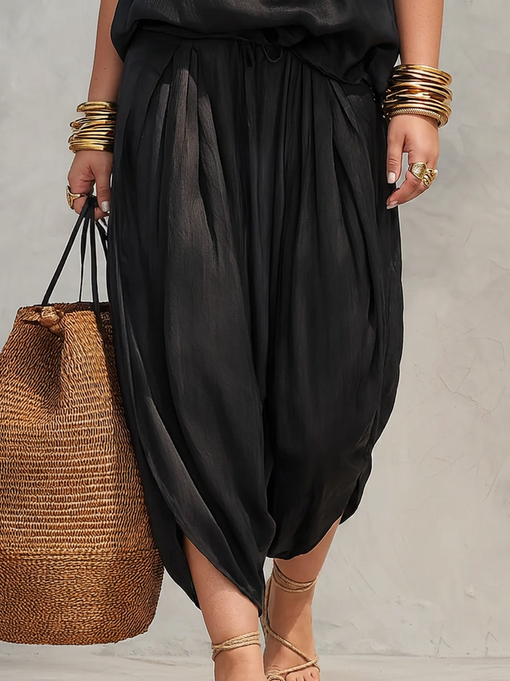 Aurora | Sleeveless Top and Pleated Pants Set