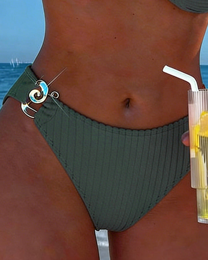Nia | Metal-Buckle Vertical Split Bikini
