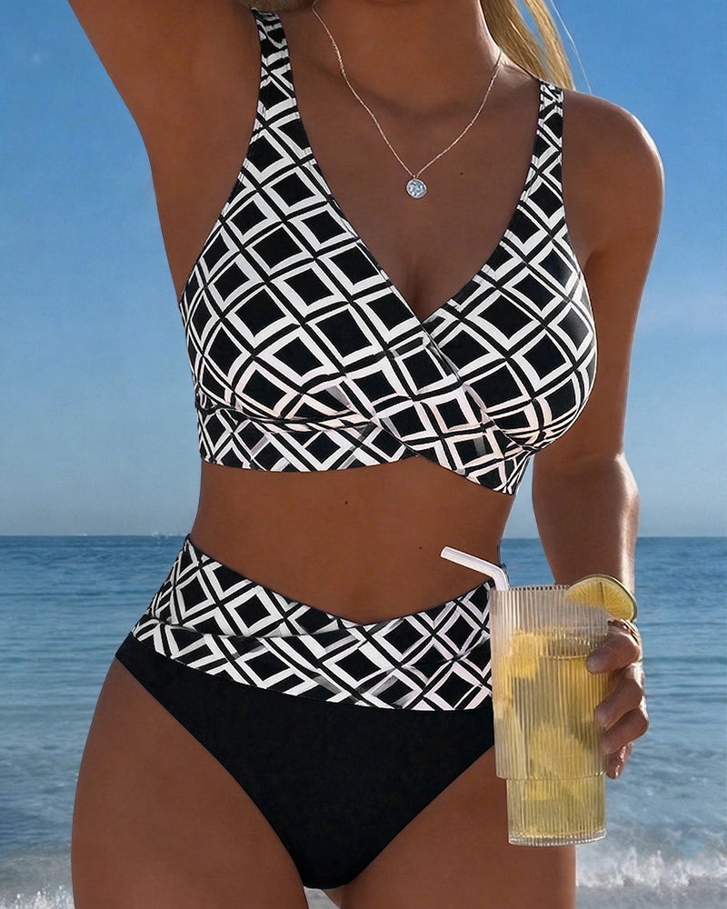 Naia | Diamond-Pattern Two-Piece Bikini