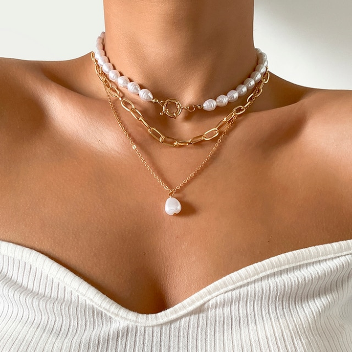 Zinn | Vintage Pearl Necklace in Multi-Layer Design