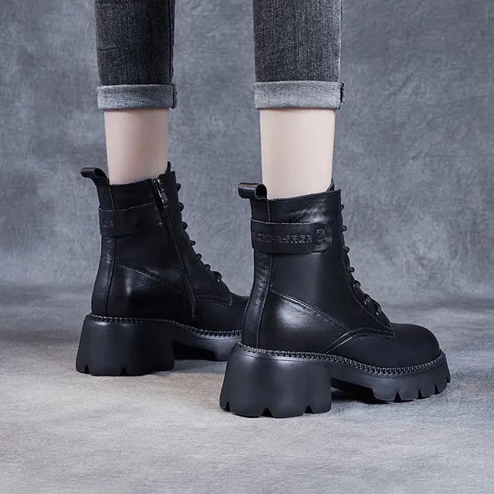 Holly | Orthopedic Boots
